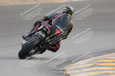 media/Dec-17-2022-SoCal Trackdays (Sat) [[224abd9271]]/Turn 10 Backside (120pm)/